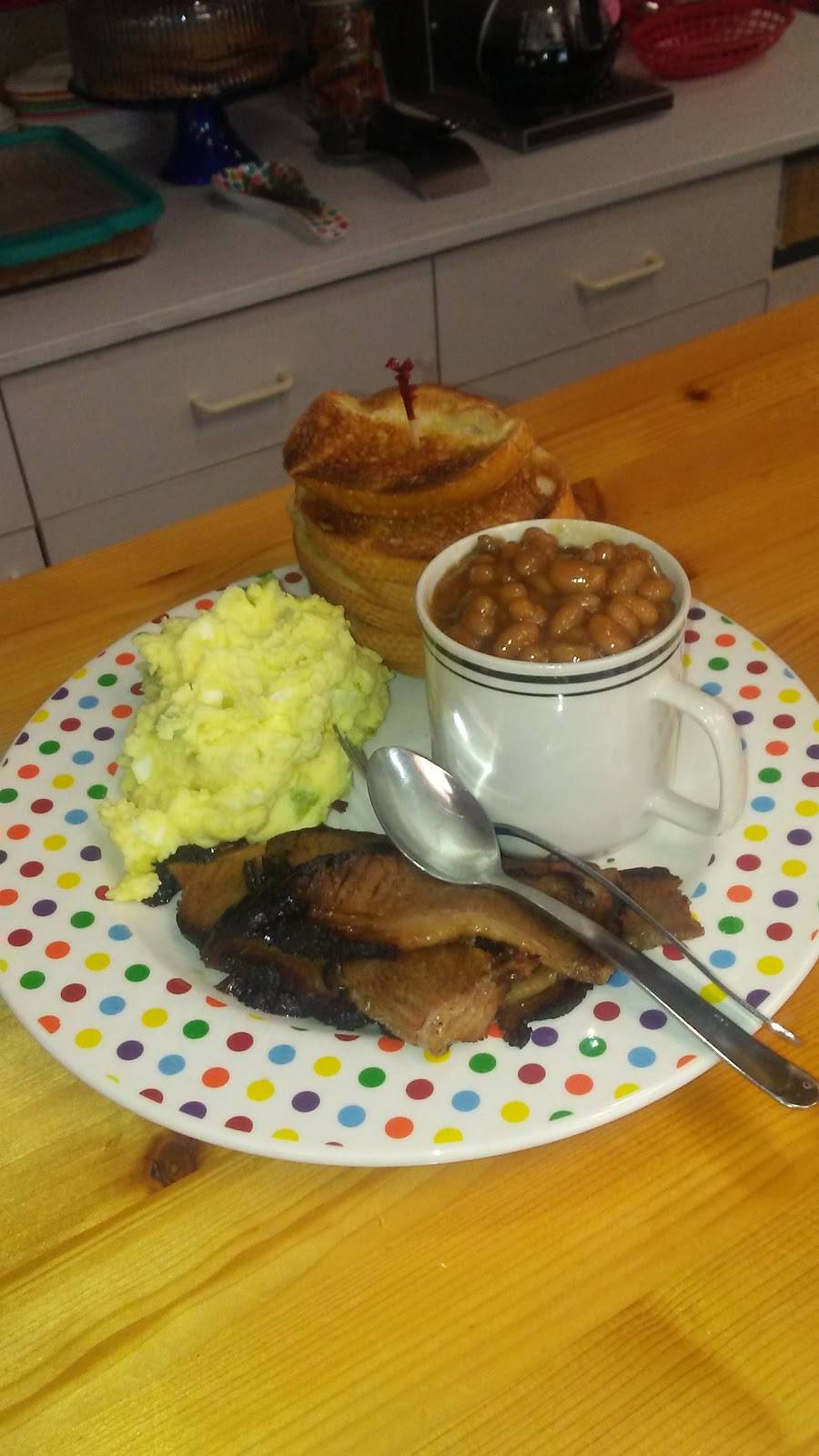 DELLALICIOUS EATERY and BBQ | restaurant | 1436 Winchester Hwy, Fayetteville, TN 37334, USA | 9312972500 OR +1 931-297-2500