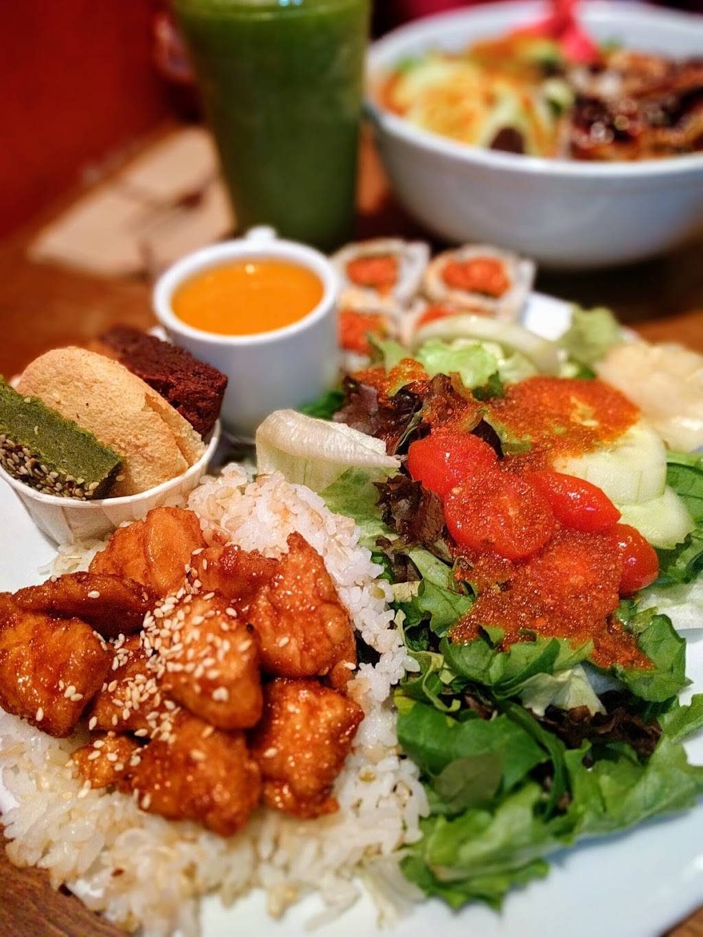 Yuko Kitchen | restaurant | 5484 Wilshire Blvd, Los Angeles, CA 90036, USA | 3239334020 OR +1 323-933-4020