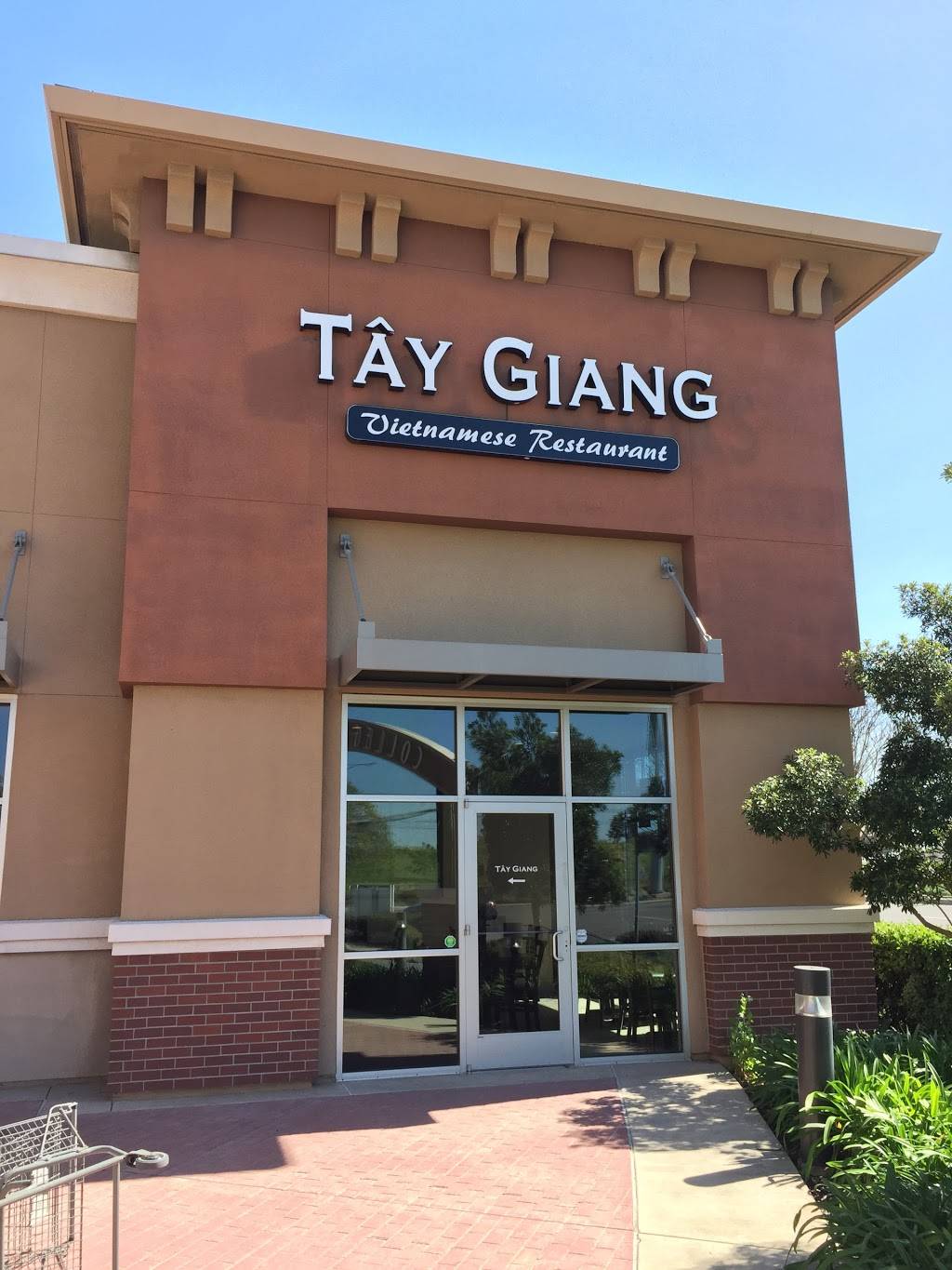 Tay Giang Restaurant | restaurant | 7321 W Stockton Blvd, Sacramento, CA 95823, USA | 9166888223 OR +1 916-688-8223