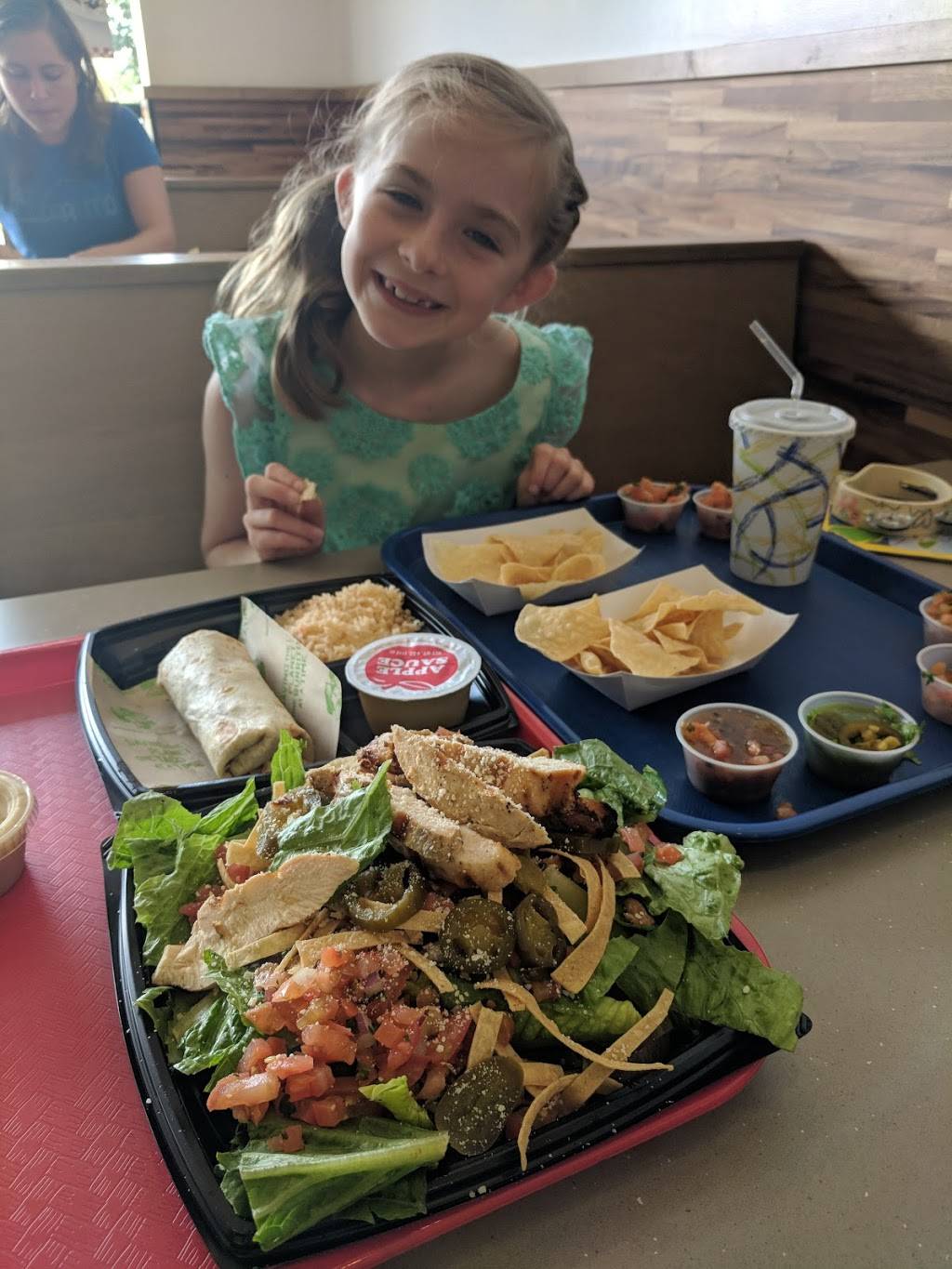 Baja Fresh | restaurant | 7003A, Manchester Blvd, Franconia, VA 22310, USA | 7039241313 OR +1 703-924-1313