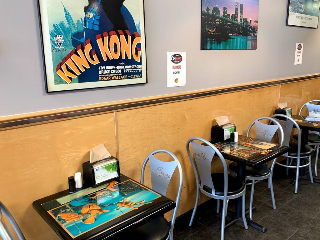 Larrys Giant Subs | meal takeaway | 657 3rd St N, Jacksonville Beach, FL 32250, USA | 9042479620 OR +1 904-247-9620