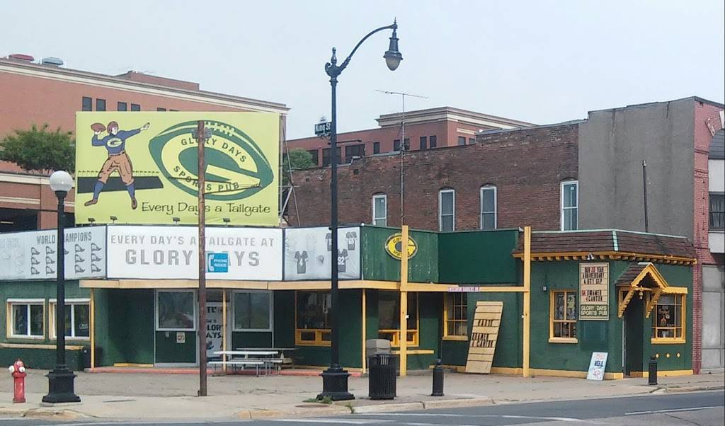 Glory Days Sports Pub | restaurant | 324 4th St S, La Crosse, WI 54601, USA | 6087824005 OR +1 608-782-4005