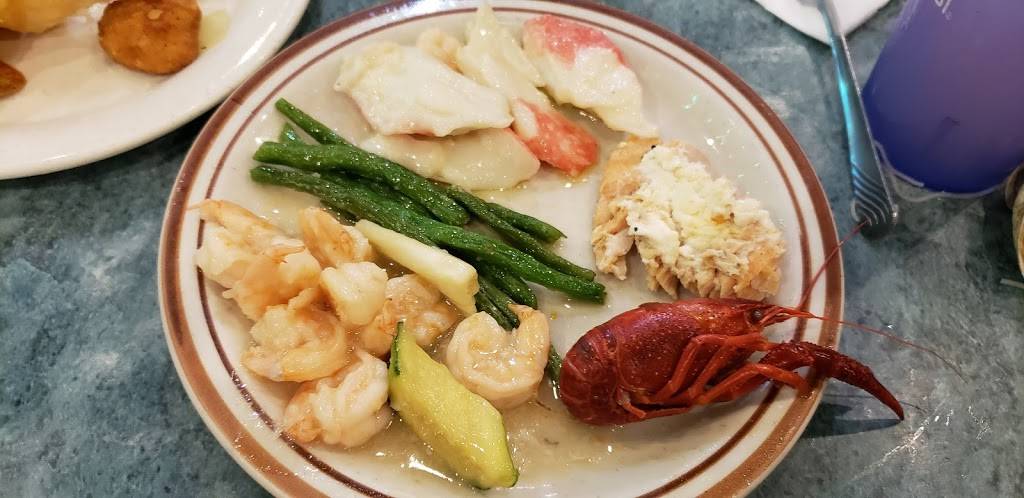 Tin Tin Buffet | restaurant | 120 Center St # 202, Auburn, ME 04210, USA | 2077827888 OR +1 207-782-7888