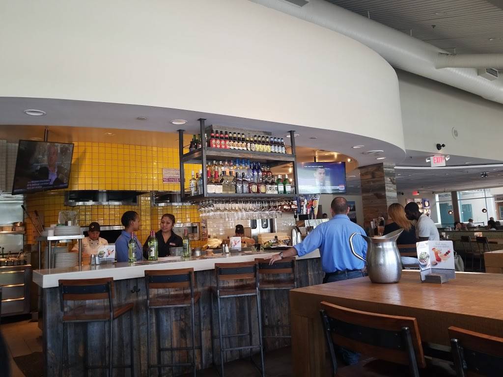 California Pizza Kitchen at Pentagon | restaurant | 1201 S Hayes St Suite F, Arlington, VA 22202, USA | 7034124900 OR +1 703-412-4900