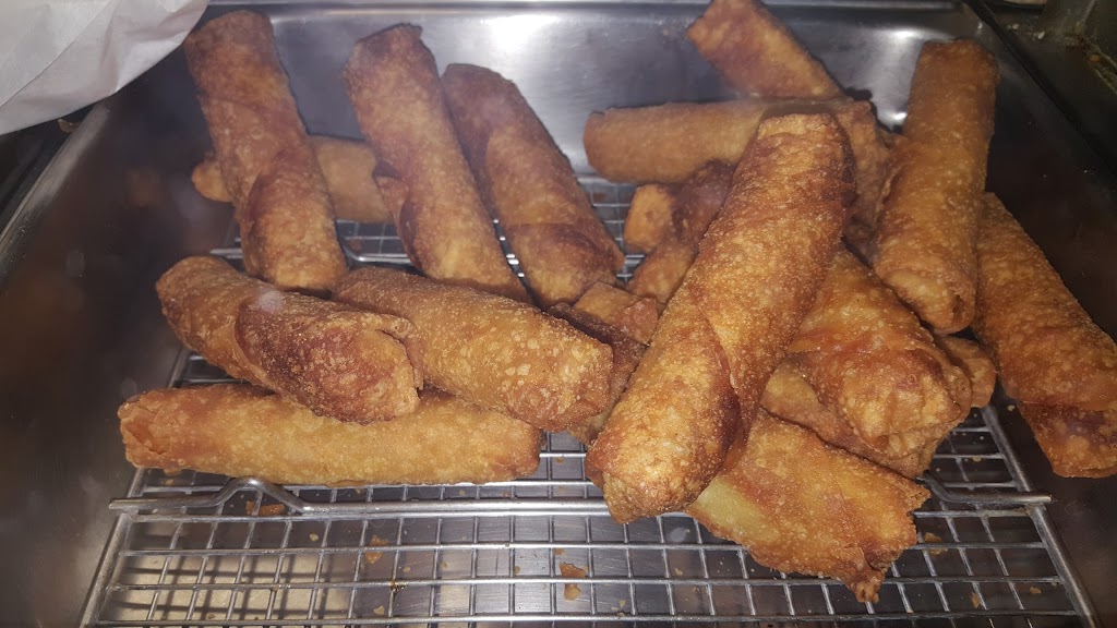 Three Amigos Grocery | restaurant | 303 NW 36th St, San Antonio, TX 78237, USA | 2104347264 OR +1 210-434-7264