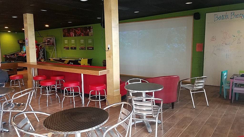 Beach Bunny Ice Cream | restaurant | 501 Roland Ave, Surf City, NC 28445, USA | 9105201144 OR +1 910-520-1144