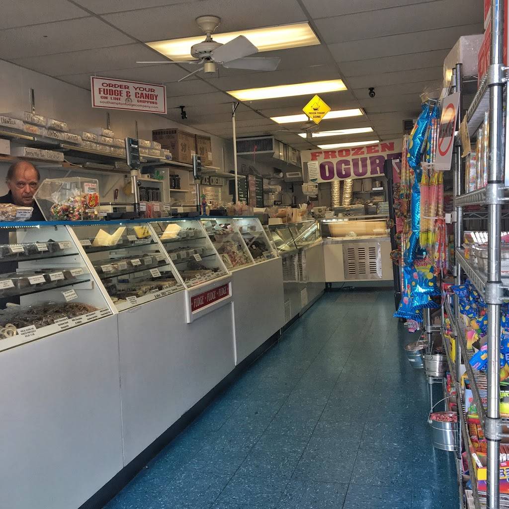 The Fudge Company | restaurant | 67 Main St, Southampton, NY 11968, USA | 6312838108 OR +1 631-283-8108