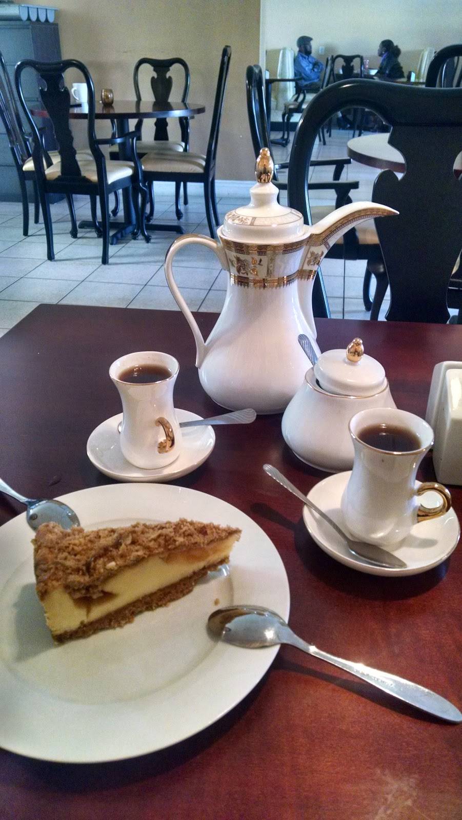 Mena Cafe & Restaurant | restaurant | 2011 Lawrence Ave W, York, ON M9N 1H4, Canada | 4162495784 OR +1 416-249-5784