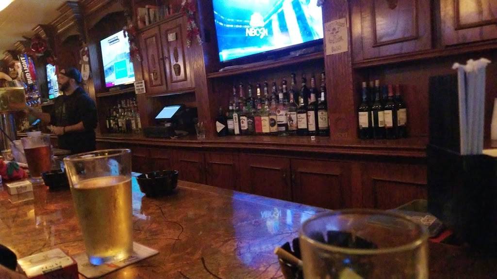 Village Well Pub | restaurant | 1023 SE 17th St, Fort Lauderdale, FL 33316, USA | 9545242531 OR +1 954-524-2531