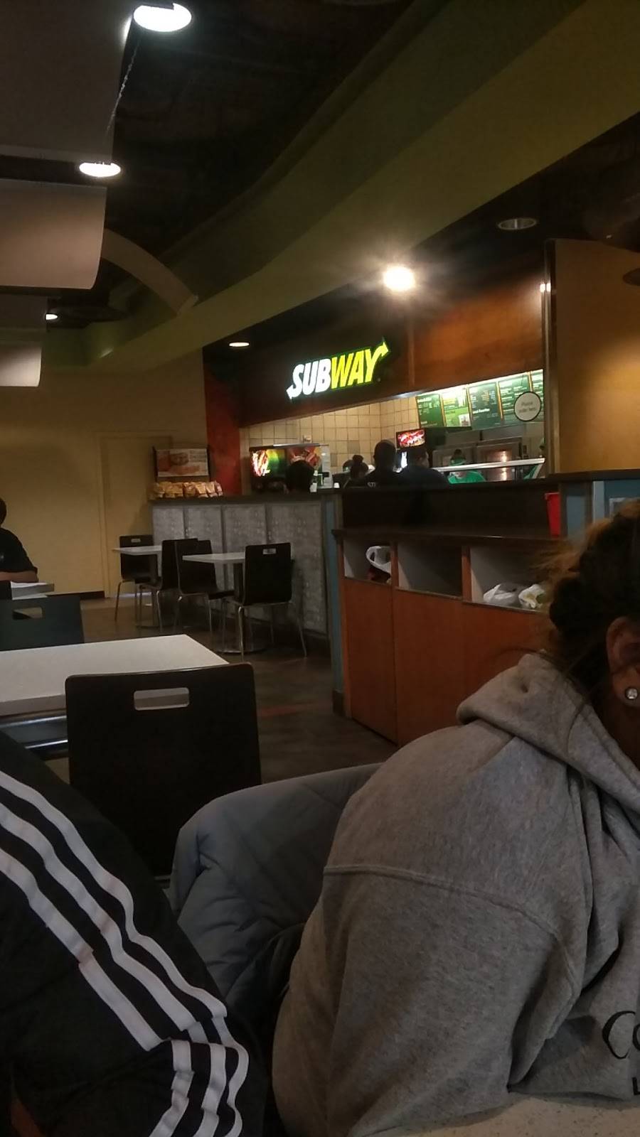 Subway Restaurants | restaurant | 3870 N Terminal Rd, Houston, TX 77032, USA | 2818213301 OR +1 281-821-3301