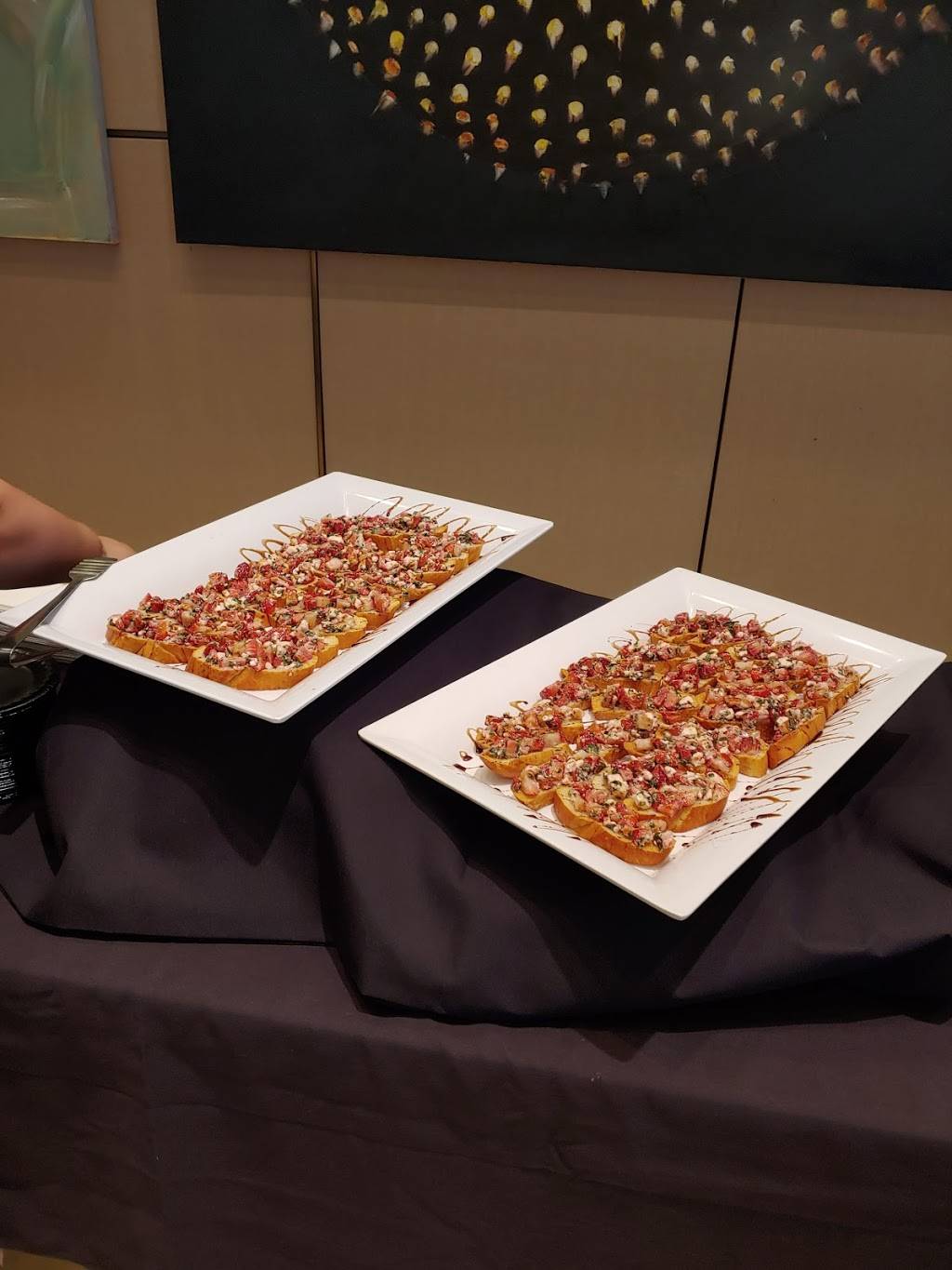 High Tower Deli | restaurant | 2929 Allen Pkwy, Houston, TX 77019, USA | 7139427015 OR +1 713-942-7015