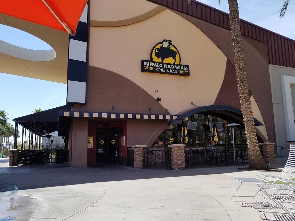 Buffalo Wild Wings | restaurant | 3163 W Chandler Blvd, Chandler, AZ 85226, USA | 4802895200 OR +1 480-289-5200