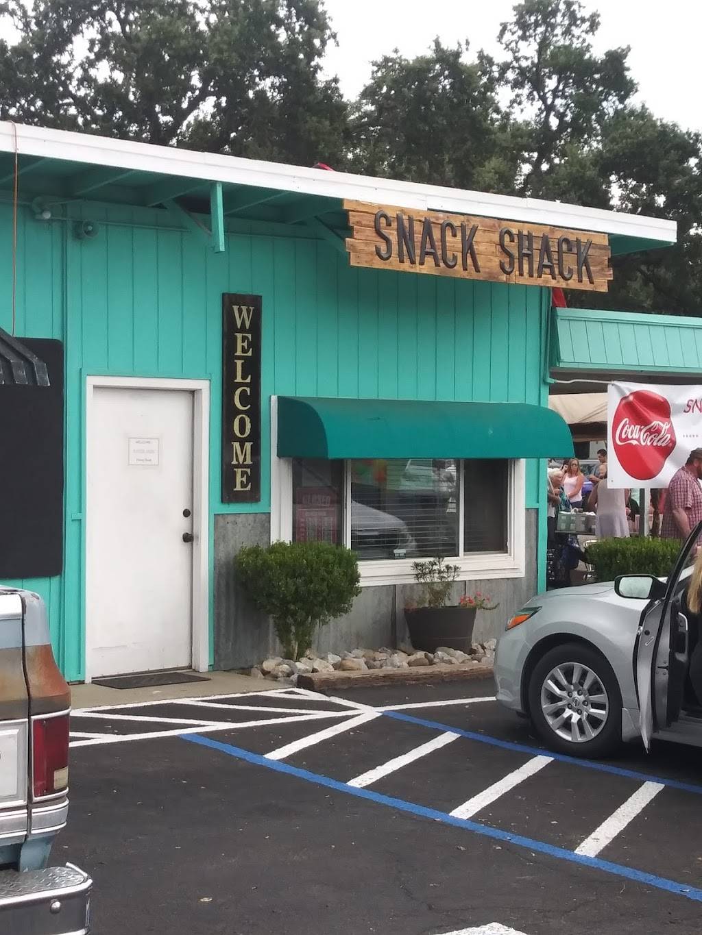 Snack Shack | restaurant | 6185 Eastside Rd, Redding, CA 96001, USA | 5302434966 OR +1 530-243-4966