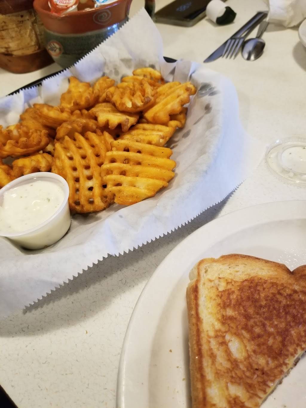 Las Family Restaurant | restaurant | 5671 Miller Trunk Hwy, Duluth, MN 55811, USA | 2187274153 OR +1 218-727-4153