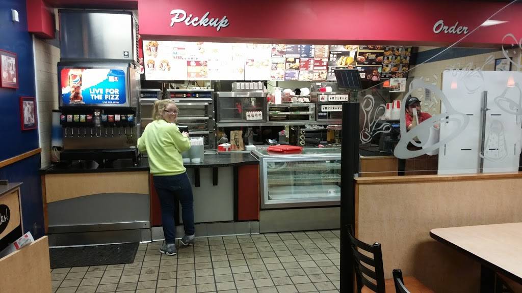 Taco Bell | meal takeaway | 2612 Lincolnway W, Mishawaka, IN 46544, USA | 5742552666 OR +1 574-255-2666