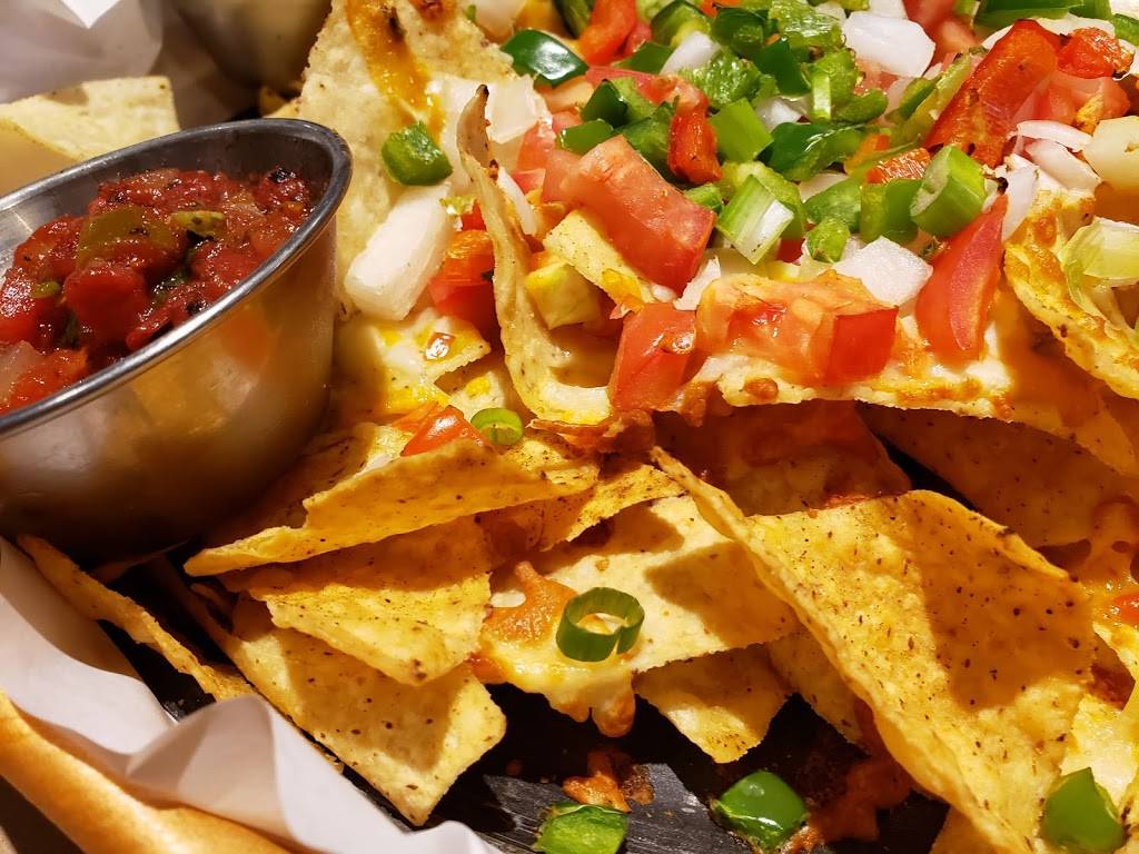 Jack Astors Bar & Grill | restaurant | 1060 Don Mills Rd, North York, ON M3C 0H8, Canada | 4163319238 OR +1 416-331-9238