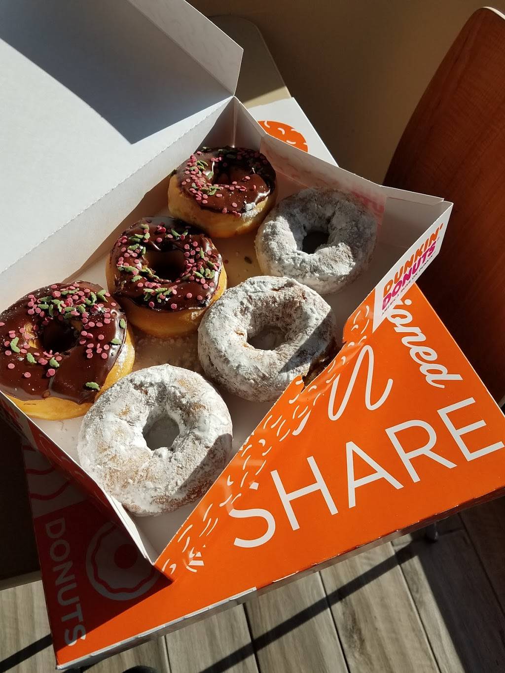 Dunkin | cafe | 166 Hargraves Dr, Austin, TX 78737, USA | 5125820156 OR +1 512-582-0156