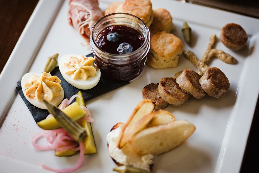 M&M Hospitality | restaurant | 1885 Governors Pointe Dr #B, Suffolk, VA 23436, USA | 7572383670 OR +1 757-238-3670