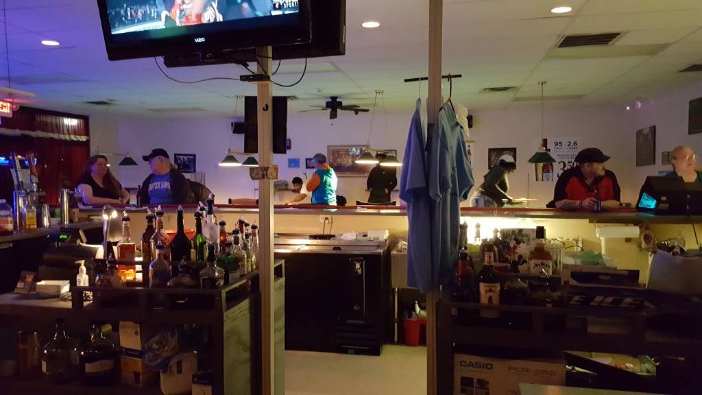 Towne Point Pub & Restaurant | restaurant | 3558 Towne Point Rd, Portsmouth, VA 23703, USA | 7576730195 OR +1 757-673-0195