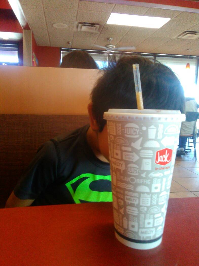 Jack in the Box | restaurant | 3702 SW Military Dr, San Antonio, TX 78211, USA | 2109211364 OR +1 210-921-1364