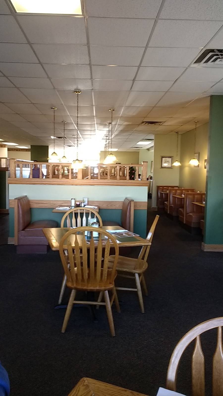 Richards Restaurant Auburn | restaurant | 280 N Grandstaff Dr, Auburn, IN 46706, USA | 2609250341 OR +1 260-925-0341