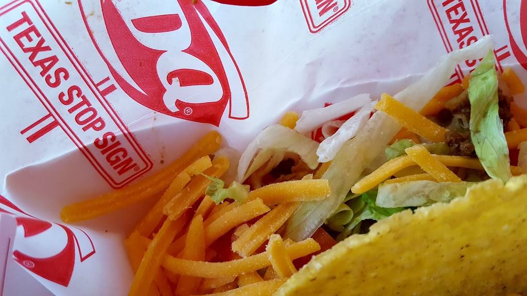 Dairy Queen Store | restaurant | 1110 S Key Ave, Lampasas, TX 76550, USA | 5125566254 OR +1 512-556-6254