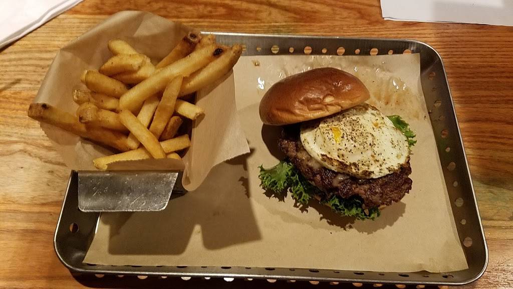 Chilis Grill & Bar | meal takeaway | 2503 W Wheatland Rd, Dallas, TX 75237, USA | 9722834800 OR +1 972-283-4800