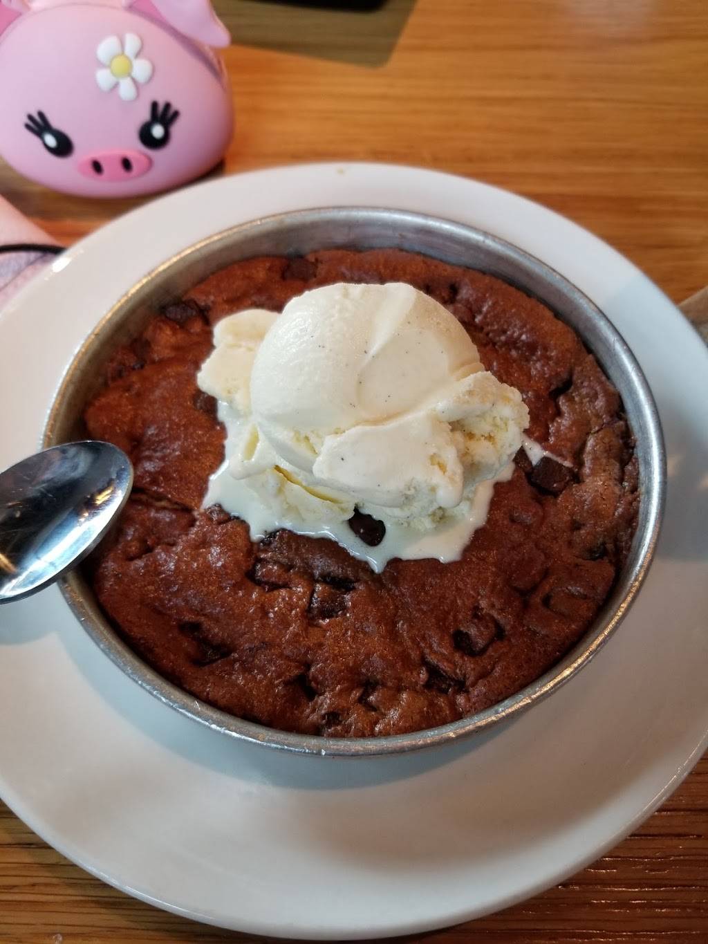 BJs Restaurant & Brewhouse | restaurant | 665 N Krocks Rd, Allentown, PA 18106, USA | 4842682340 OR +1 484-268-2340