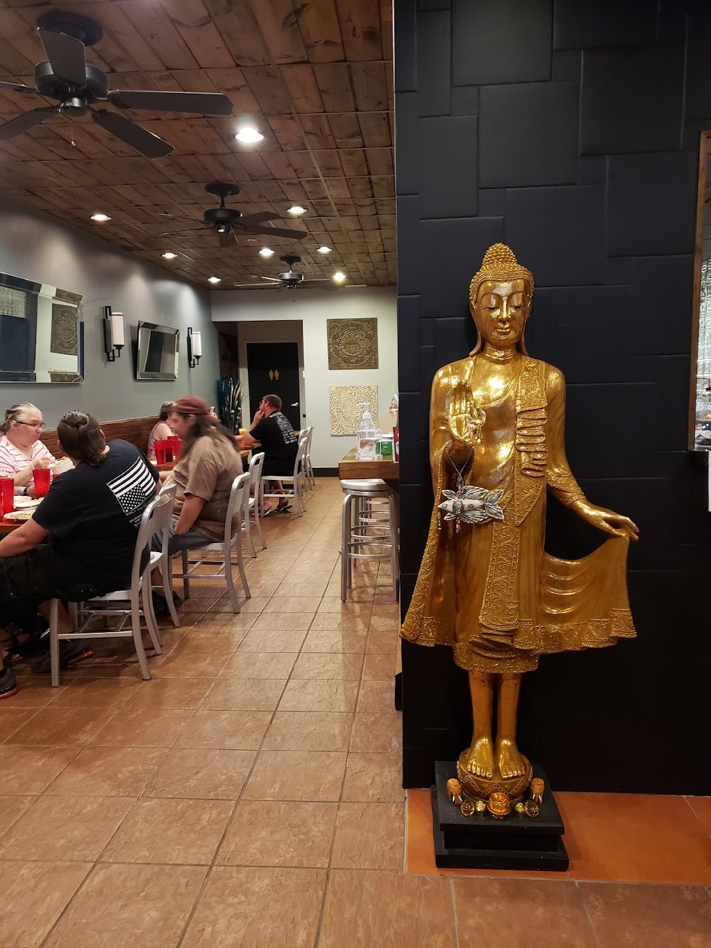 Sa-Bai Thai Bistro | restaurant | Suite 109, 2580 AZ-95, Bullhead City, AZ 86442, USA | 9282194025 OR +1 928-219-4025