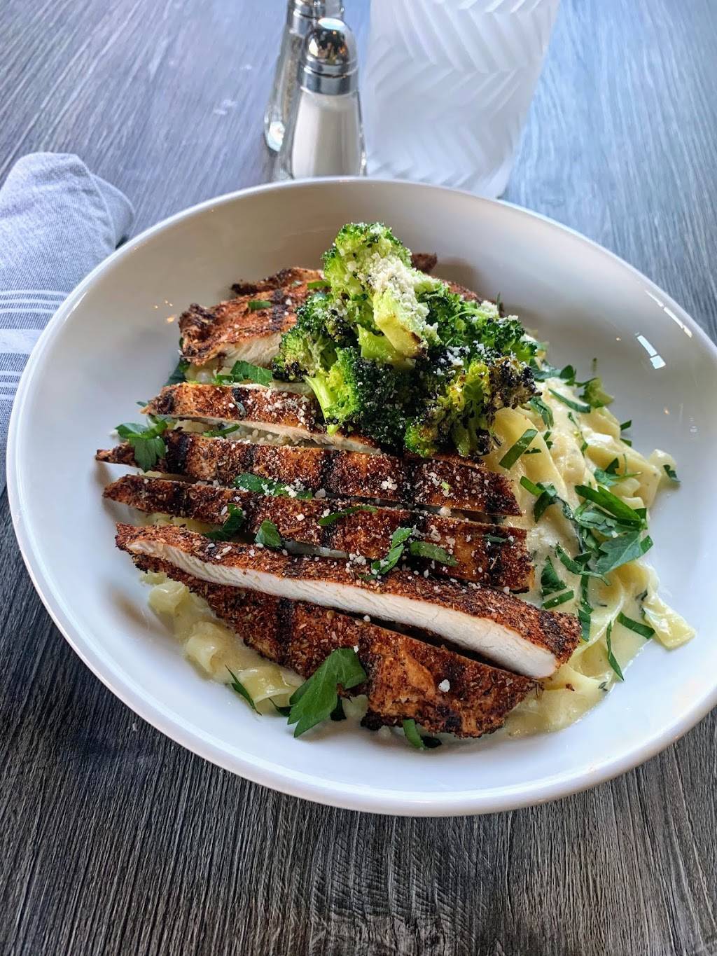 Sophias Kitchen | restaurant | 17050 N Thompson Peak Pkwy Suite 125, Scottsdale, AZ 85255, USA | 4803517160 OR +1 480-351-7160