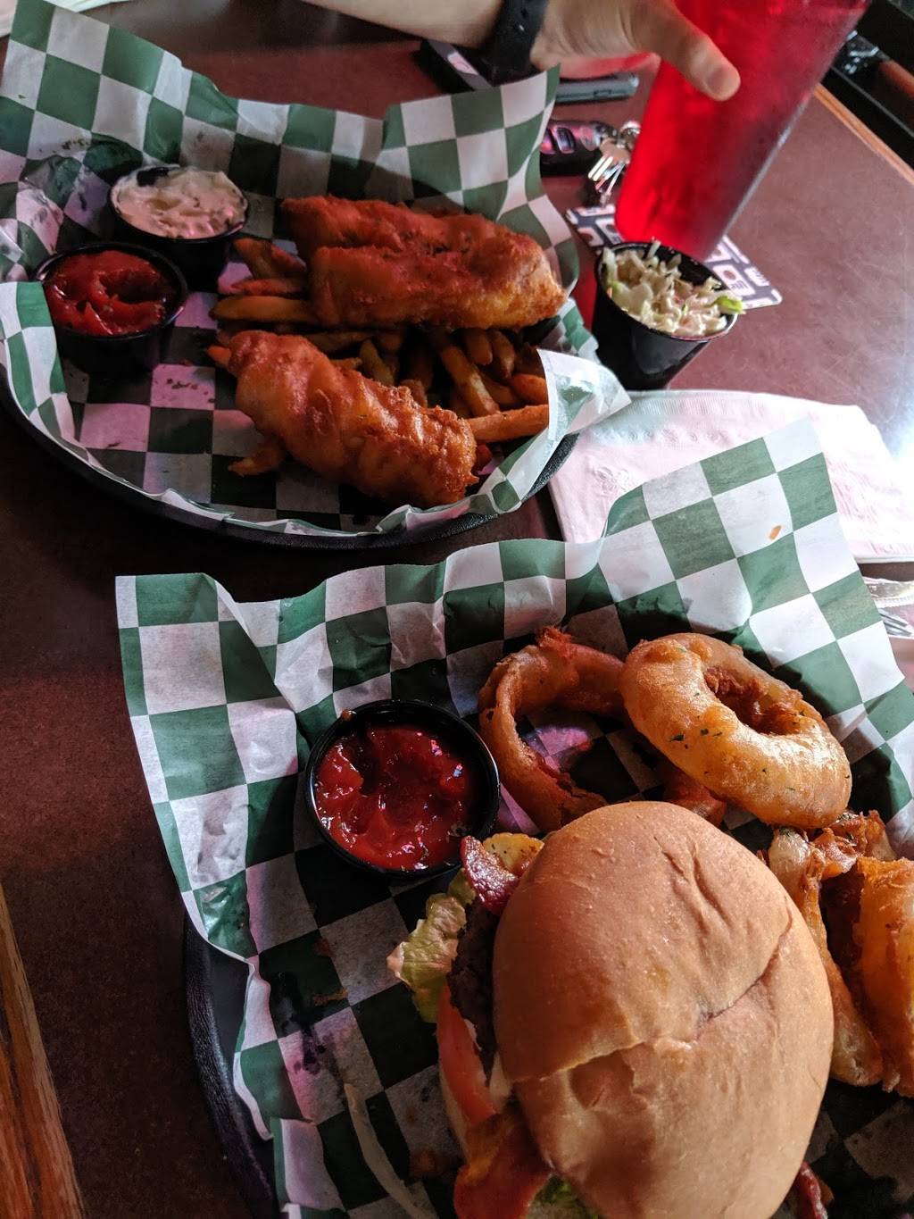 MaGillyCuddys | restaurant | 2016 1st Ave, Anoka, MN 55303, USA | 7632055773 OR +1 763-205-5773