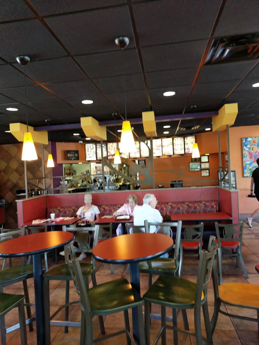 Taco Bell | meal takeaway | 13770 Mono Way, Sonora, CA 95370, USA | 2095324244 OR +1 209-532-4244