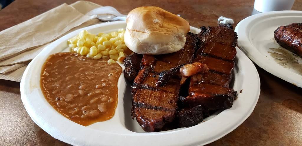 HOGGS Gourmet Grill | meal takeaway | 12625 Frederick St Ste E-9, Moreno Valley, CA 92553, USA | 9516531353 OR +1 951-653-1353