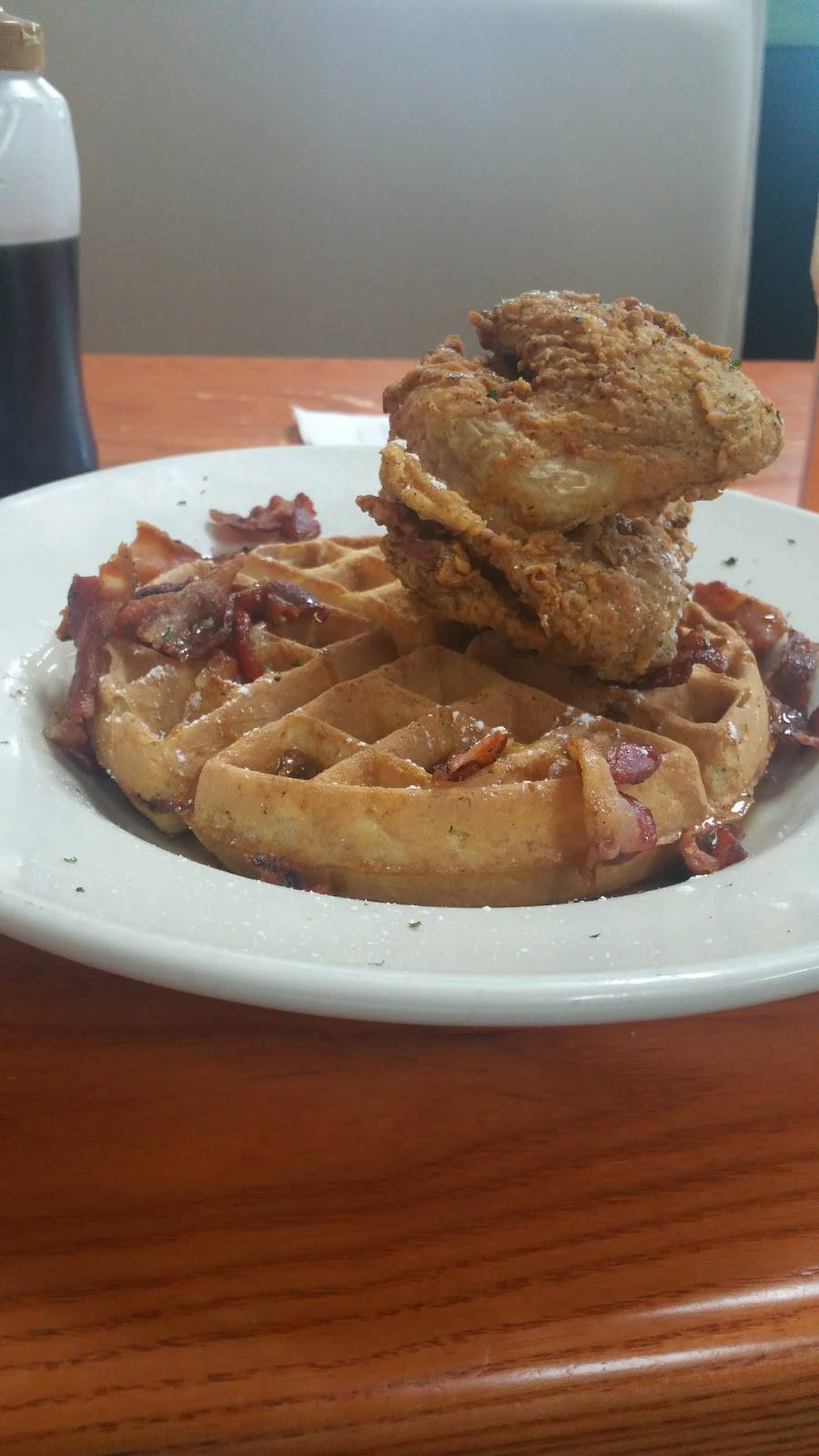 Fort Mill Family Restaurant | restaurant | 1358 SC-160, Fort Mill, SC 29715, USA | 8035482336 OR +1 803-548-2336