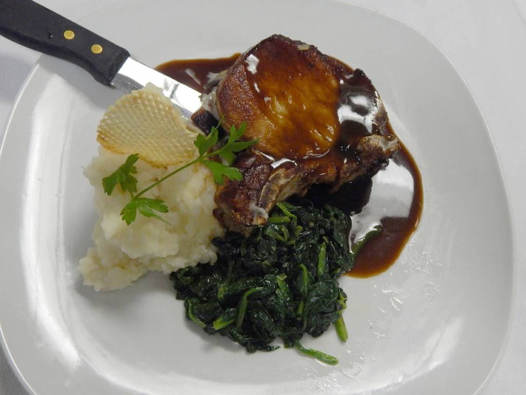 Hunters Steak & Ale House | restaurant | 9404 4th Ave, Brooklyn, NY 11209, USA | 7182388899 OR +1 718-238-8899