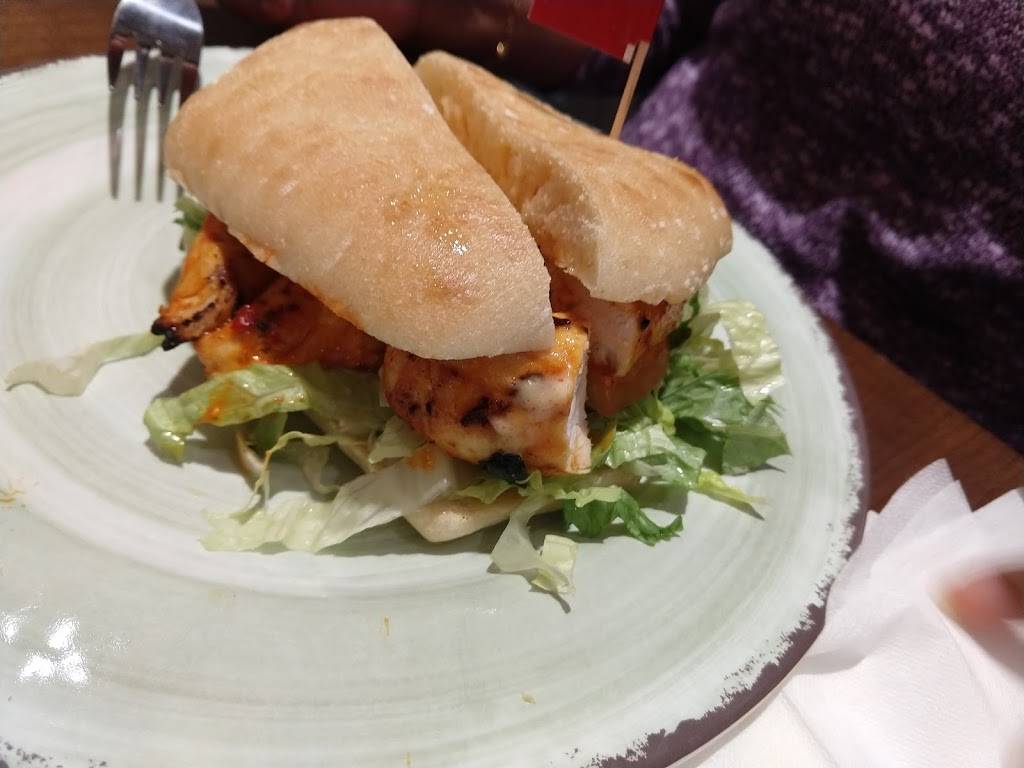 Portos Peri Peri | restaurant | 1663 N Buffalo Grove Rd, Buffalo Grove, IL 60089, USA | 8473835689 OR +1 847-383-5689