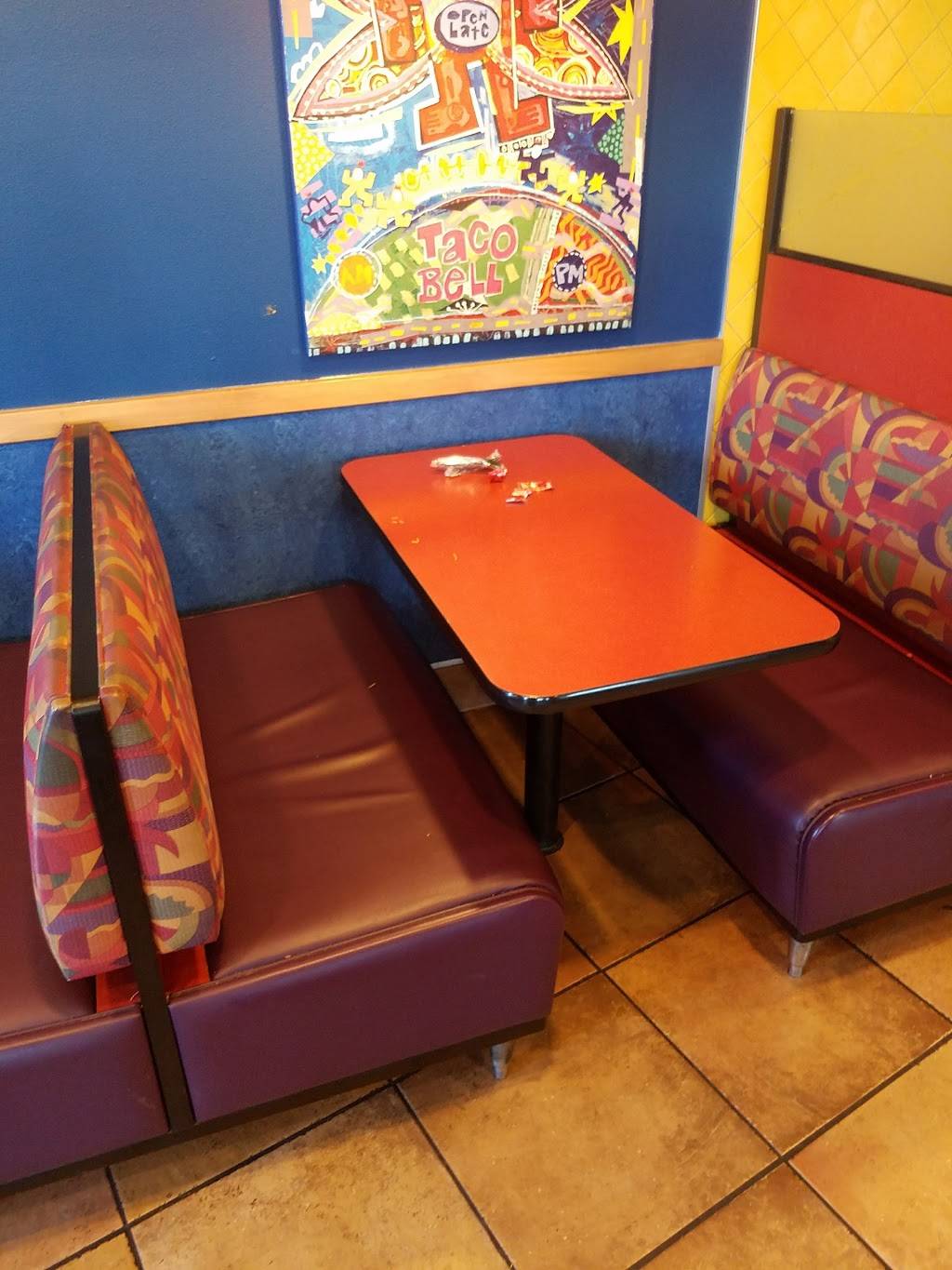 Taco Bell | meal takeaway | 2121 Prairie Center Pkwy, Brighton, CO 80601, USA | 7206858603 OR +1 720-685-8603