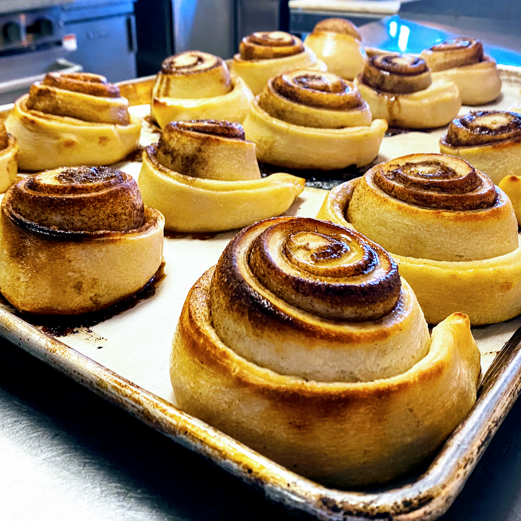 Brooklyn Pizza | restaurant | 890 S Monaco Pkwy #7, Denver, CO 80224, USA | 3033555777 OR +1 303-355-5777