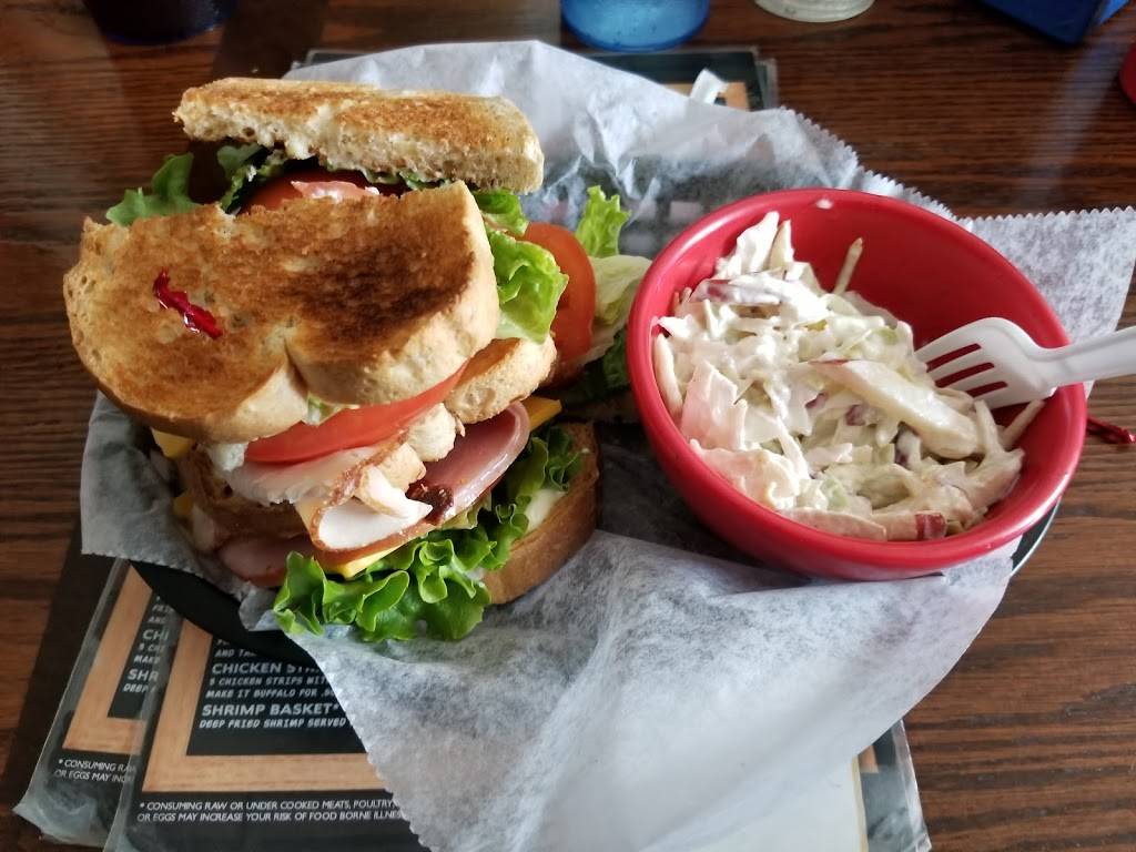 Kippys Place | restaurant | 364 NW Main St, Elkhart, IA 50073, USA | 5153673104 OR +1 515-367-3104