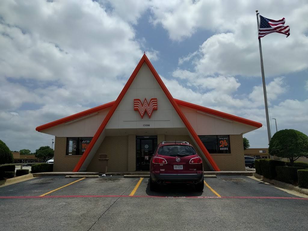 Whataburger | restaurant | 1506 W Buckingham Rd, Garland, TX 75042, USA | 9722766900 OR +1 972-276-6900
