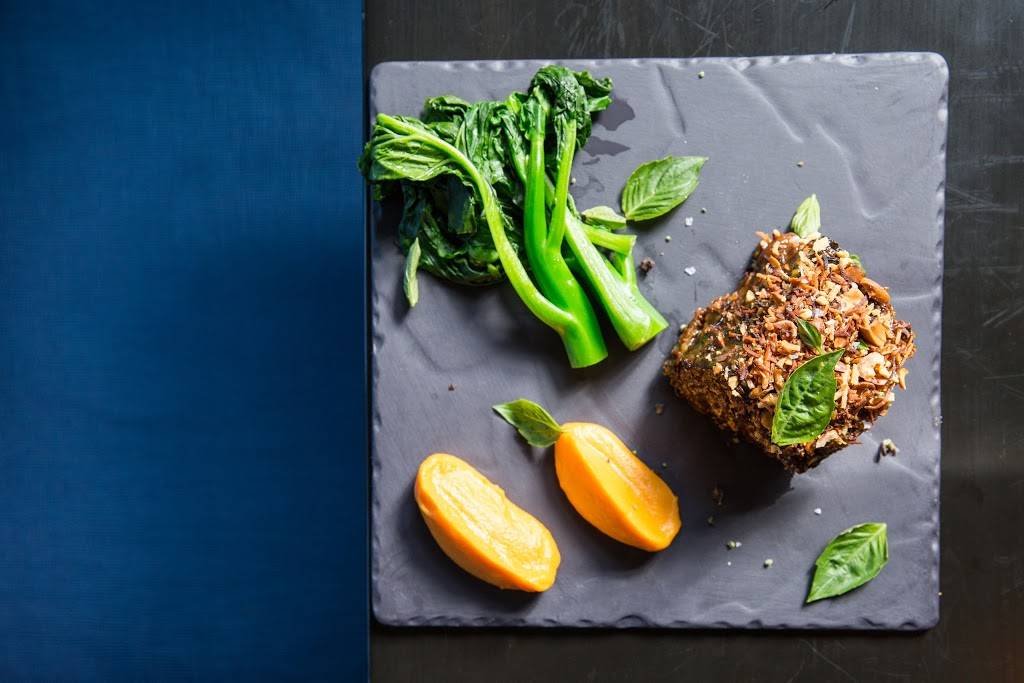 Midnights | restaurant | 149 N 6th St, Brooklyn, NY 11249, USA | 7183846961 OR +1 718-384-6961