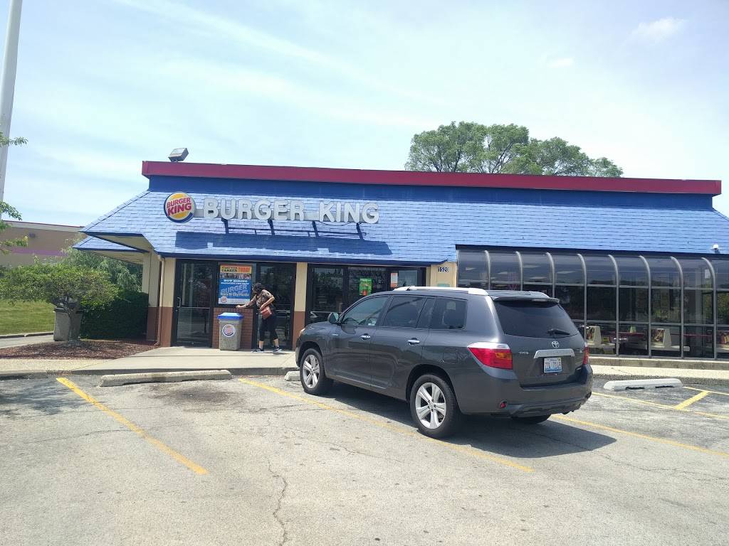 Burger King | restaurant | 1520 S Lake St, Mundelein, IL 60060, USA | 8475666420 OR +1 847-566-6420