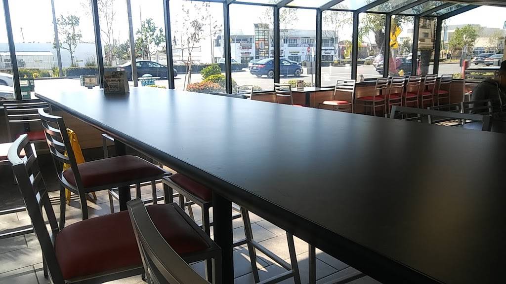 Wienerschnitzel | restaurant | 14900 Hawthorne Blvd, Lawndale, CA 90260, USA | 3109737715 OR +1 310-973-7715