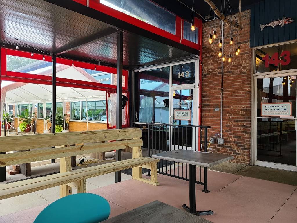 Jettie Raes Oyster House | restaurant | 143 Charlotte St, Asheville, NC 28801, USA | 8285054499 OR +1 828-505-4499