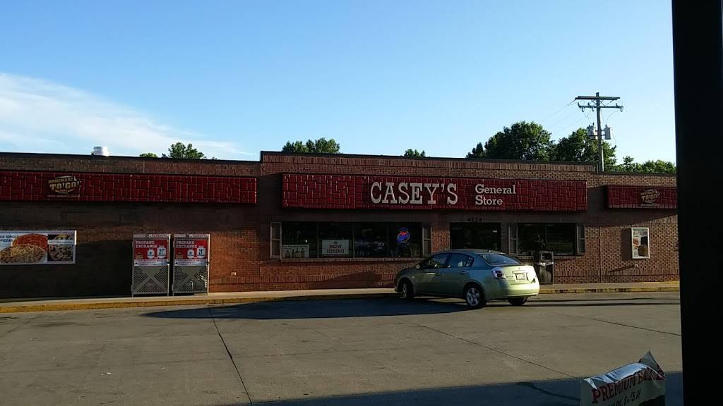 Caseys | meal takeaway | 4124 W Chestnut Expy, Springfield, MO 65802, USA | 4178320945 OR +1 417-832-0945