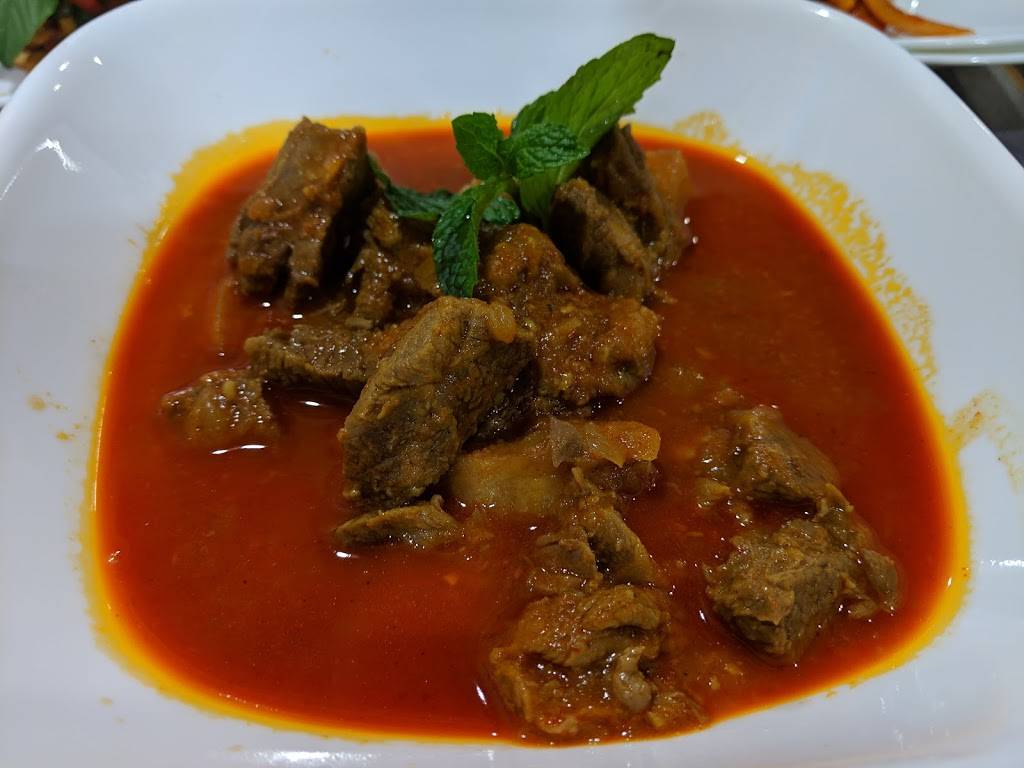 High Peak Asian Restaurant | meal delivery | 333 N 78th St, Omaha, NE 68114, USA | 4029343555 OR +1 402-934-3555