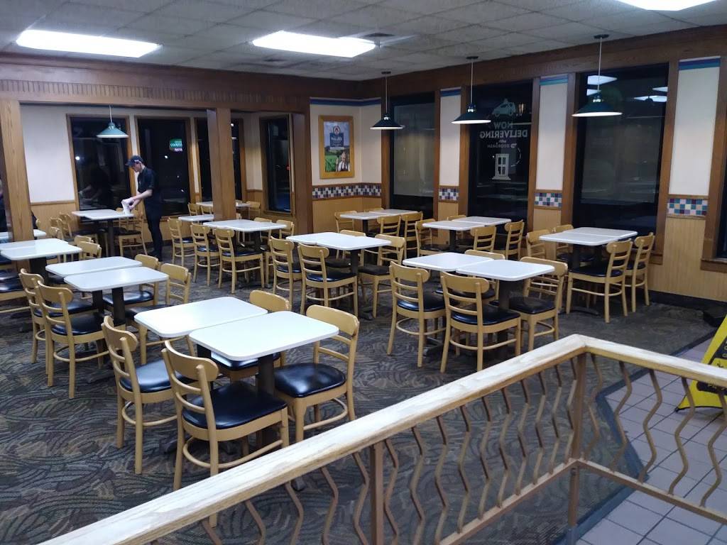 Wendys | restaurant | 1421 NE Grand Ave, Portland, OR 97232, USA | 5032492911 OR +1 503-249-2911