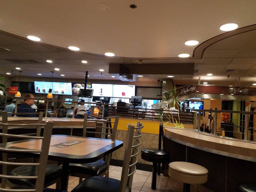 McDonalds | cafe | 333 Montvale Ave, Woburn, MA 01801, USA | 7819338927 OR +1 781-933-8927