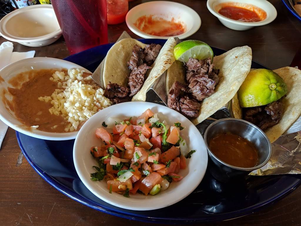 Los Tres Amigos Plymouth | restaurant | 39500 Ann Arbor Rd, Plymouth, MI 48170, USA | 7346673106 OR +1 734-667-3106