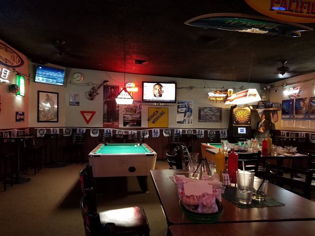 Roadhouse Bar & Grill | restaurant | 3103 W 190th St, Torrance, CA 90504, USA | 3103236603 OR +1 310-323-6603